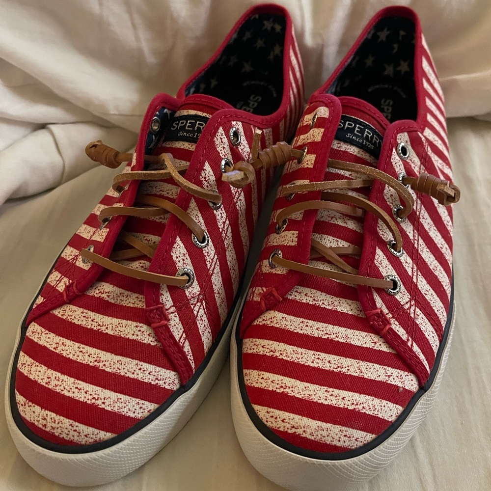 Sperry Sneaker